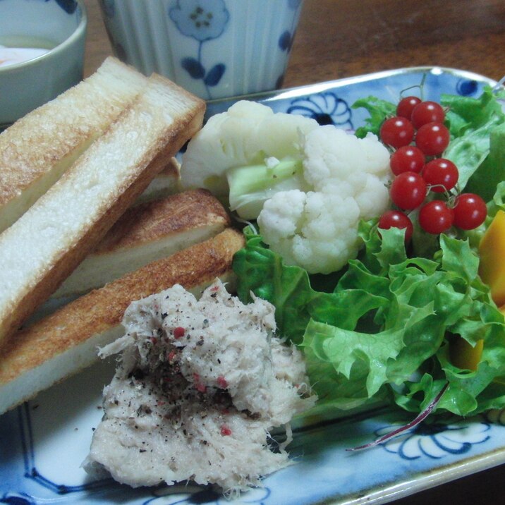 豚の ほらあのパンにのっけるアレ・・